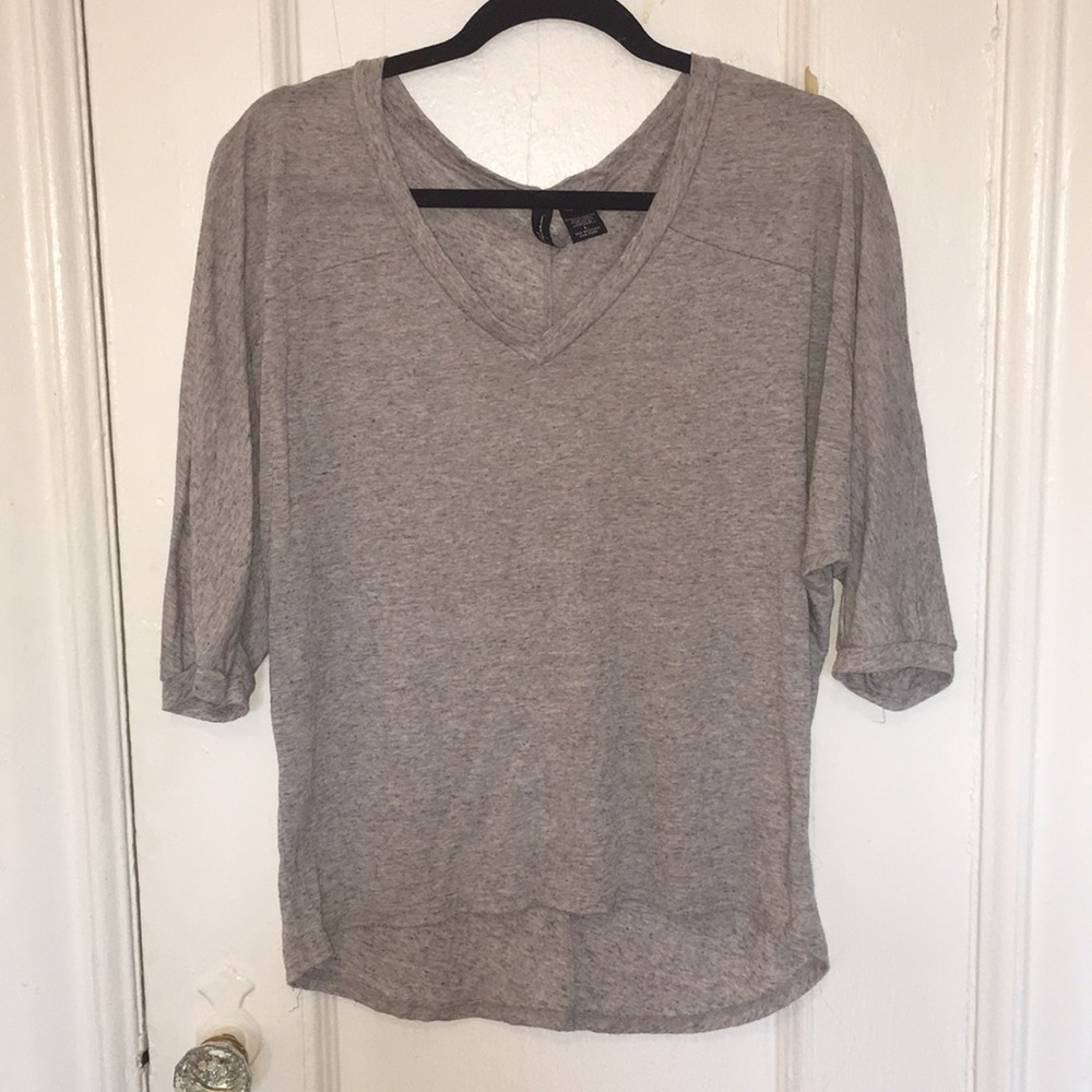 Grey top